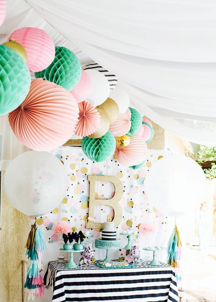 Sur Pinterest Les Honeycomb Balls : indispensables pour une deco de fête réussie! | Accro-Jeux