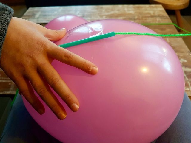 Sur Pinterest jeu anniversaire ballon | Accro-Jeux