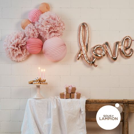 Sur Pinterest Lampions et pompons dans les tons pastels pour décorer un | Accro-Jeux