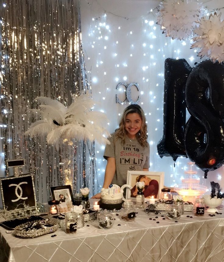 Sur Pinterest Idée deco anniversaire | Accro-Jeux