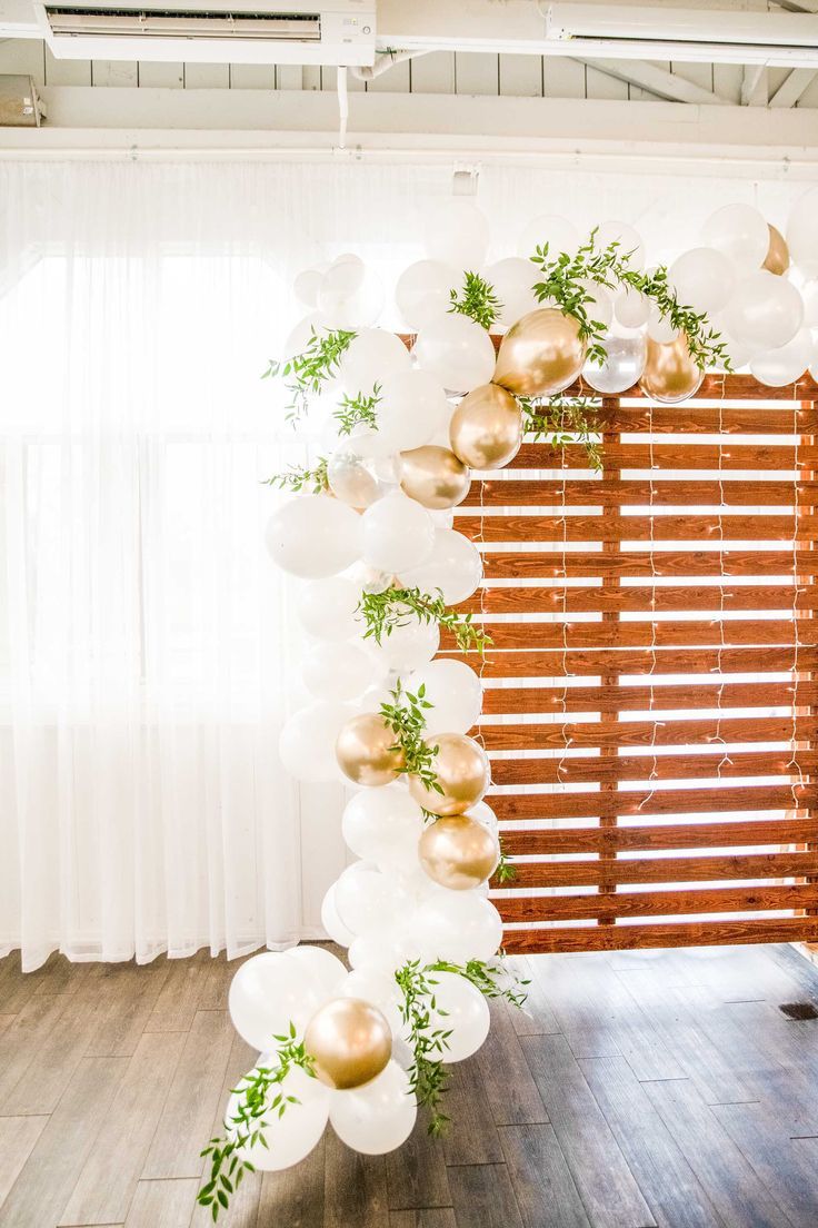 Sur Pinterest Our Wedding Balloon Garland Experience | Accro-Jeux