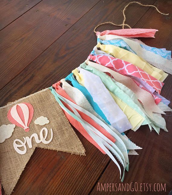 Sur Pinterest Hot Air Balloon First Birthday Banner Up Up Away Highchair | Accro-Jeux