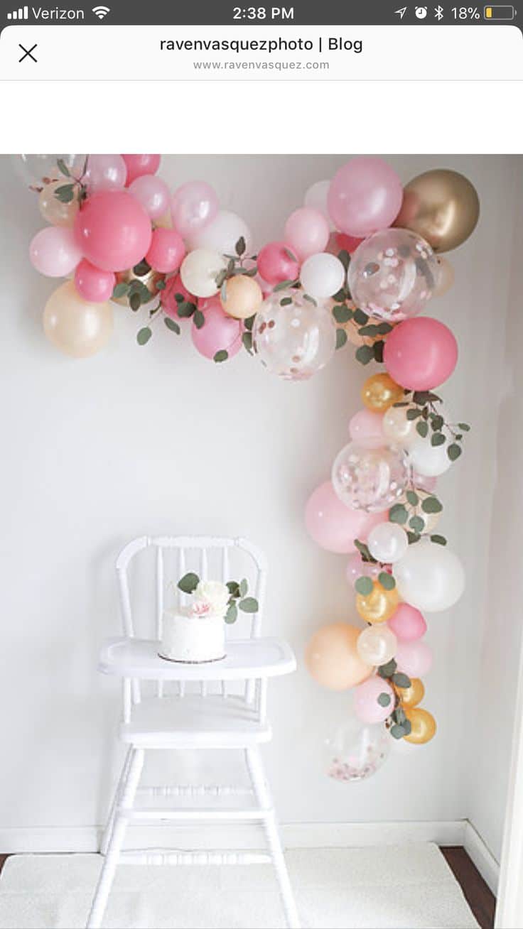 Sur Pinterest A balloon garland, how ingenious! Any color/decor scheme... baby | Accro-Jeux