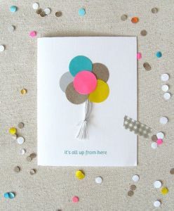 Sur Pinterest carte anniversaire ballons colorés | Accro-Jeux