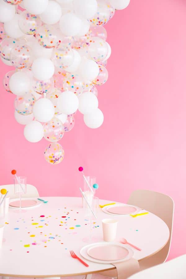 Sur Pinterest Balloon Chandelier | Oh Happy Day! | Accro-Jeux