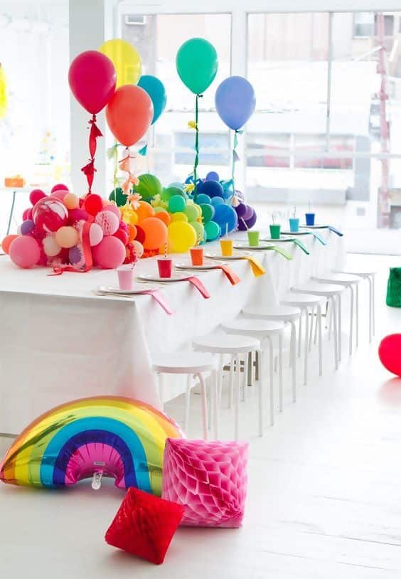 Sur Pinterest Balloon Table Runner | Accro-Jeux