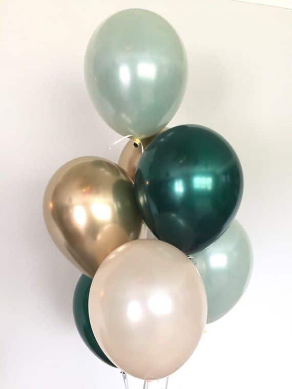 Sur Pinterest Light Green Balloons | Sage Green Wedding Decor | Green and Gold | Accro-Jeux