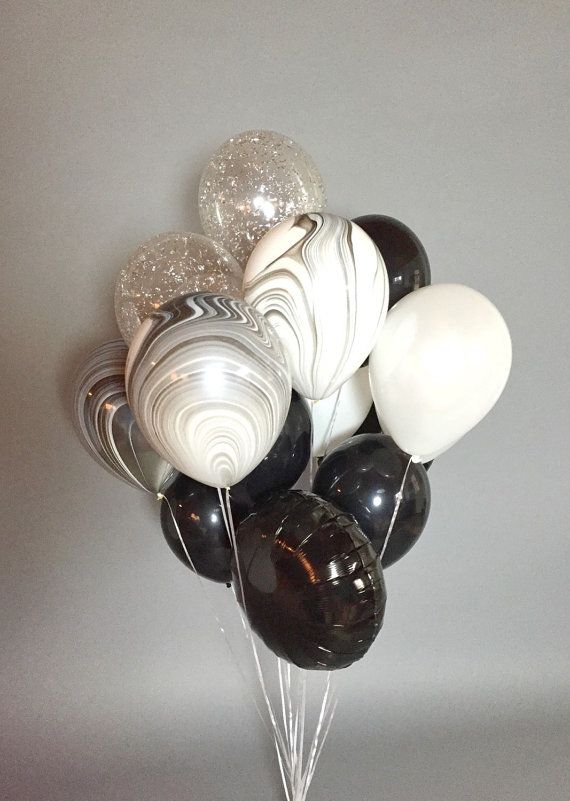 Sur Pinterest Giant Black and White Balloon Bouquet | Confetti Balloons | Black and | Accro-Jeux
