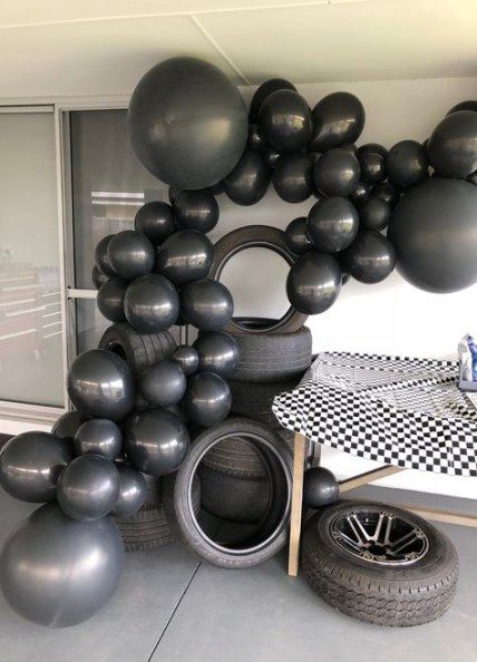 Sur Pinterest Cars birthday party decorations balloons 16 ideas for 2024 | Accro-Jeux