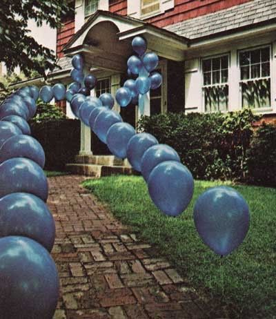 Sur Pinterest Party entrance Idea- use golf tees to keep in ground | Accro-Jeux
