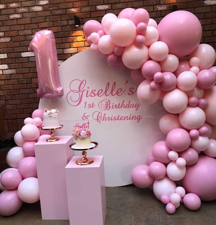 Sur Pinterest All shades of pink!!! Very cute set up with Racha Sleiman | Accro-Jeux